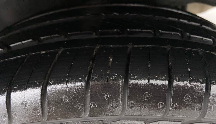 2018 Ford FREESTYLE TITANIUM + 1.2 TI-VCT, Petrol, Manual, 6,977 km, Left Rear Tyre Tread