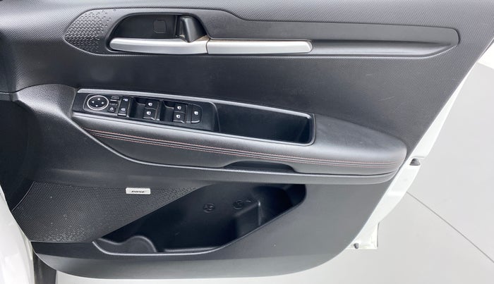 2020 KIA SONET GTX PLUS 1.5D  AT, Diesel, Automatic, 51,698 km, Driver Side Door Panels Control