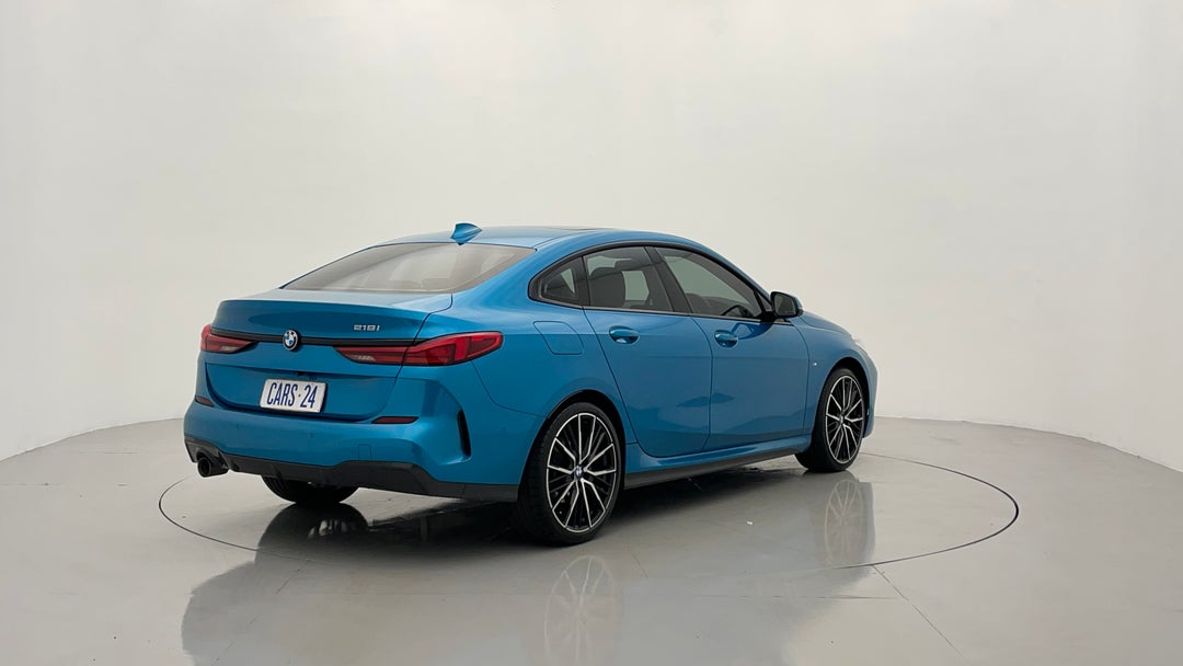 Right Back Diagonal (45- Degree) View