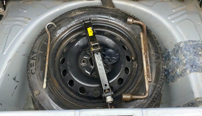 2012 Toyota Etios Liva G, Petrol, Manual, 63,983 km, Spare Tyre