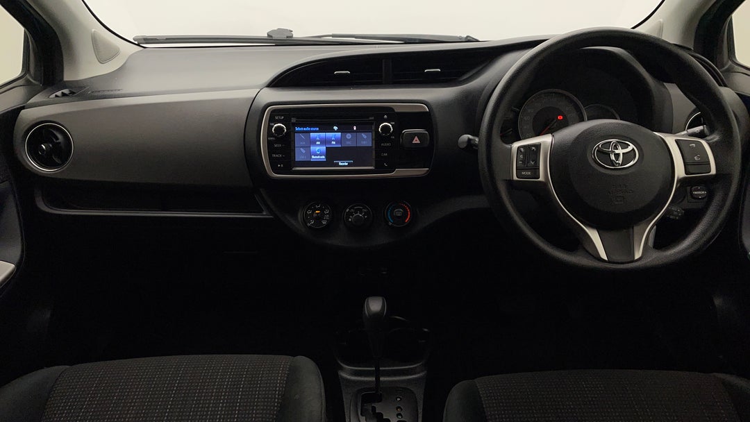 2016 Toyota Yaris Ascent, Automatic, 74300 km, Dashboard View