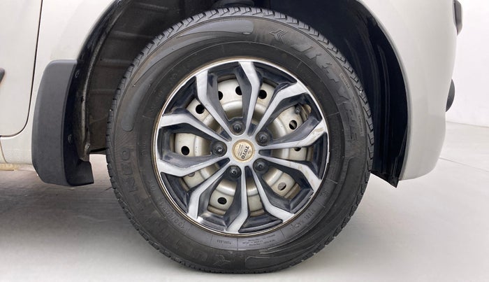 2021 Maruti New Wagon-R LXI CNG 1.0 L, CNG, Manual, 60,266 km, Right Front Wheel
