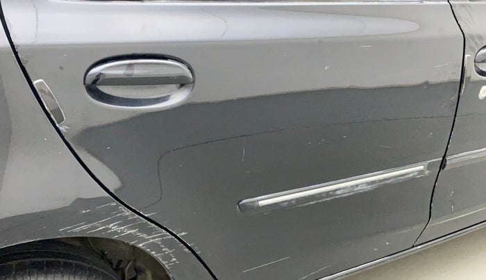 2011 Toyota Etios G SP, Petrol, Manual, 99,943 km, Right rear door - Minor scratches