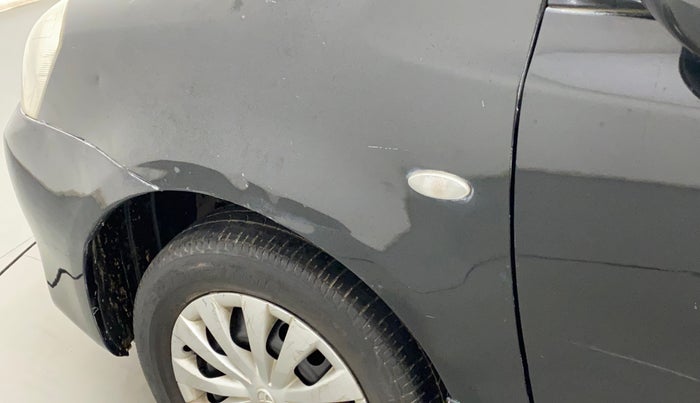 2011 Toyota Etios G SP, Petrol, Manual, 99,943 km, Left fender - Slightly dented