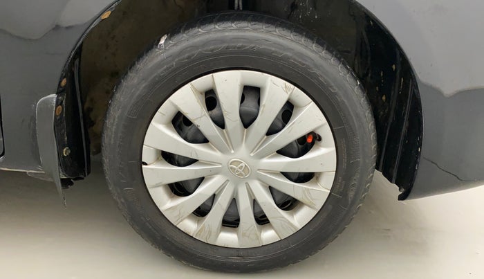 2011 Toyota Etios G SP, Petrol, Manual, 99,943 km, Right Front Wheel