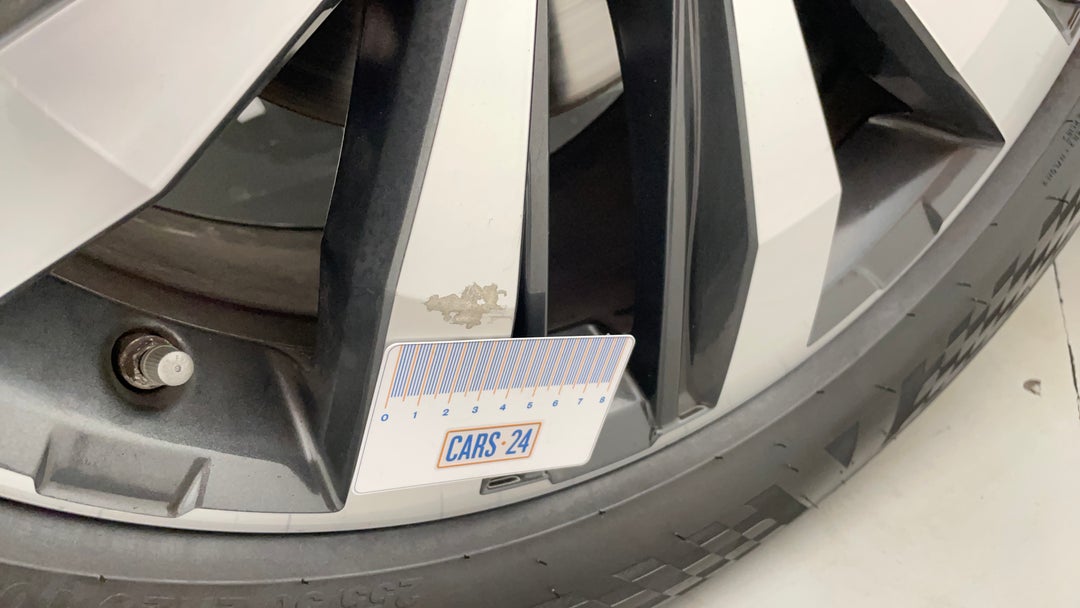 Wheels Rim Front LHS Scratch