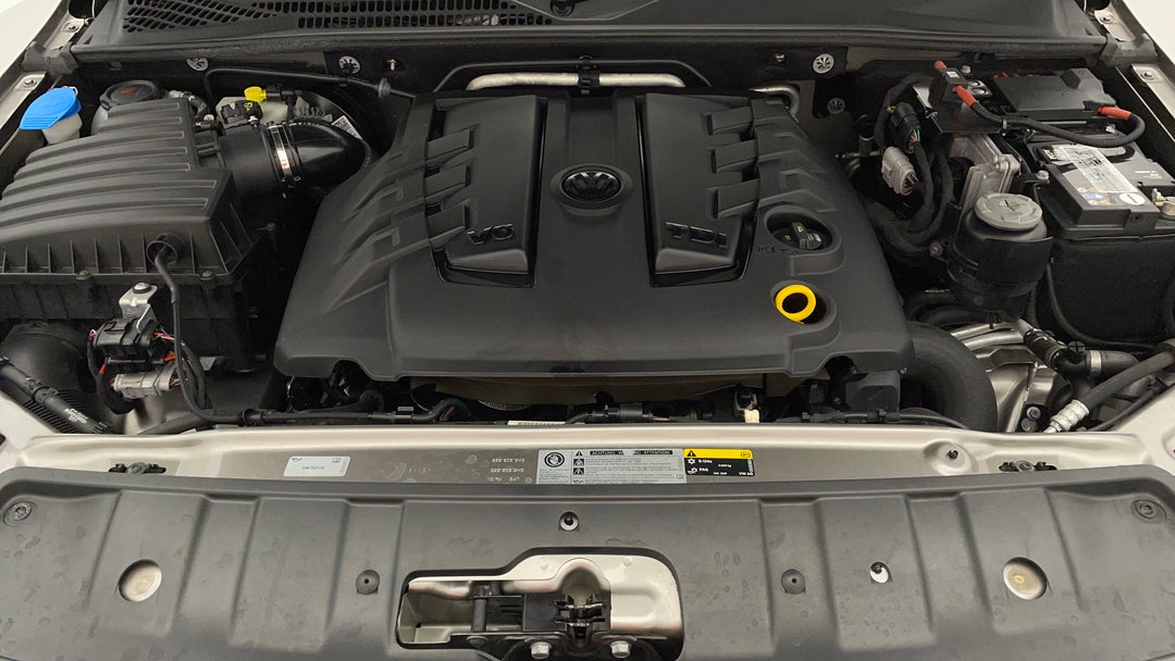 Open Bonnet (Engine)