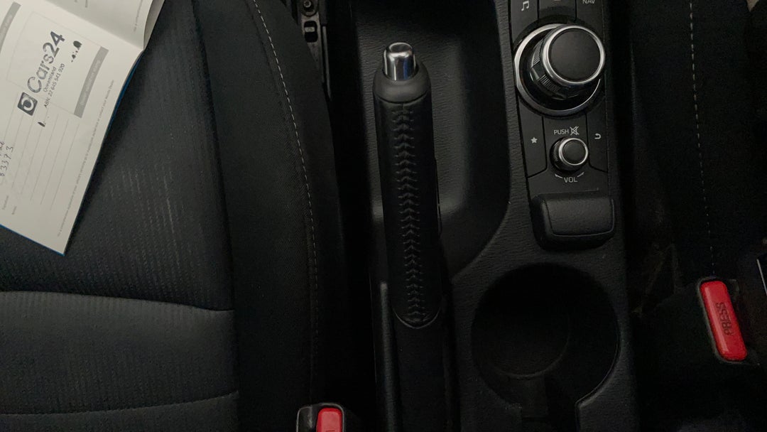 2018 Mazda CX-3 Maxx (FWD), Automatic, 83379 km, Handbrake