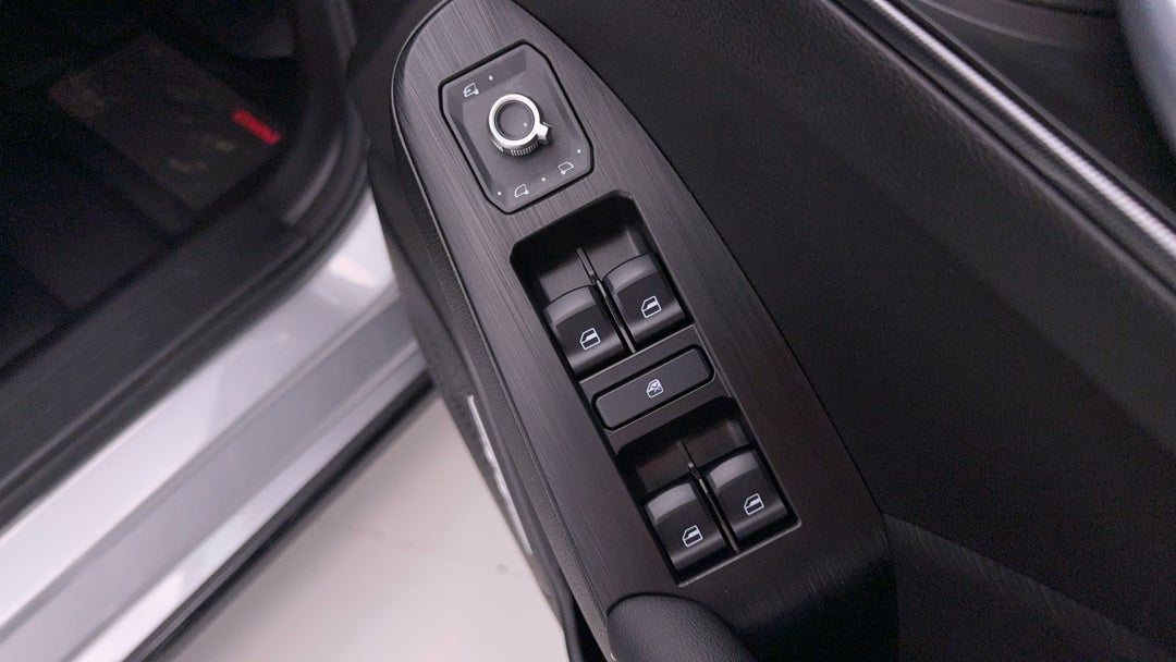 2024 GWM Haval Jolion Ultra Hybrid, Automatic, 18491 km, Drivers Side Door Panel Controls