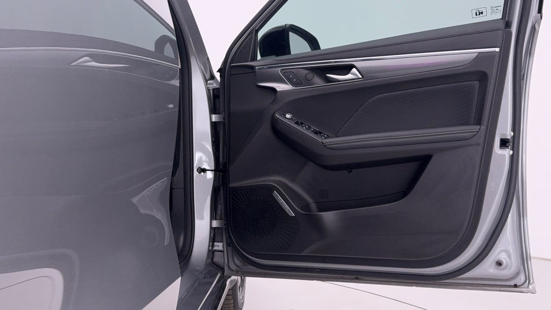 2024 GWM Haval Jolion Ultra Hybrid, Automatic, 18491 km, Speaker View