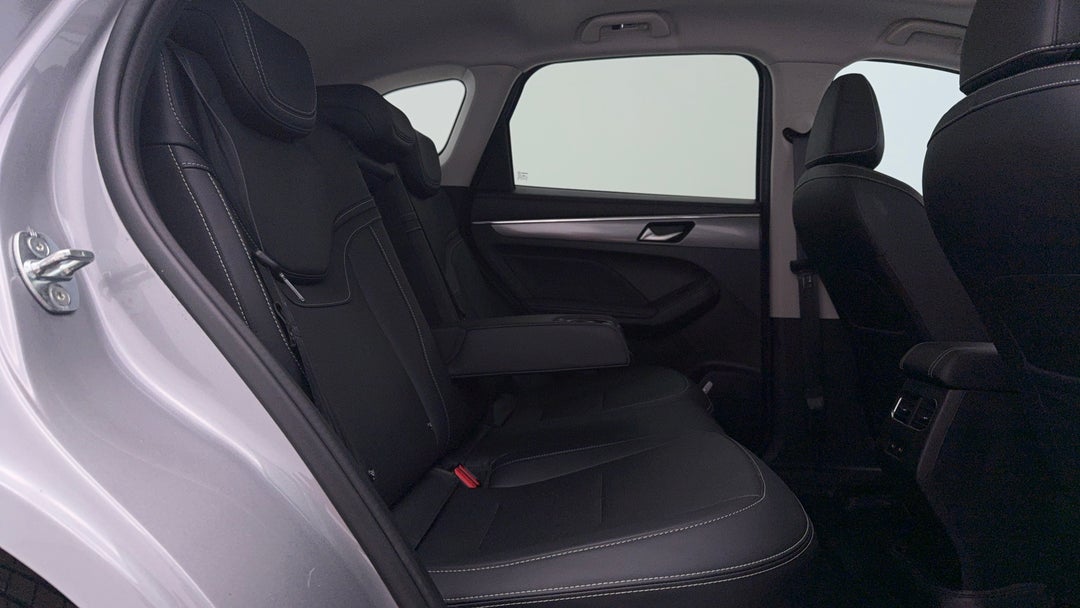 2024 GWM Haval Jolion Ultra Hybrid, Automatic, 18491 km, Right Side Rear Door Cabin View