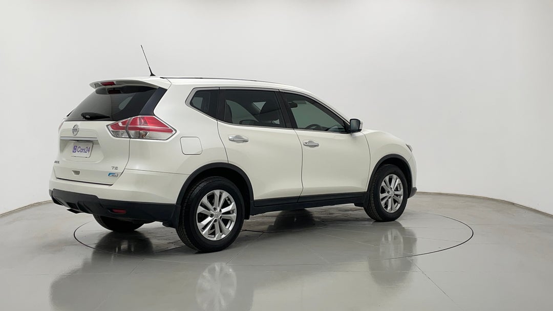 Right Back Diagonal (45- Degree) View