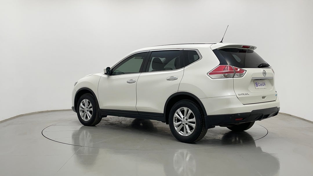 Left Back Diagonal (45- Degree) View