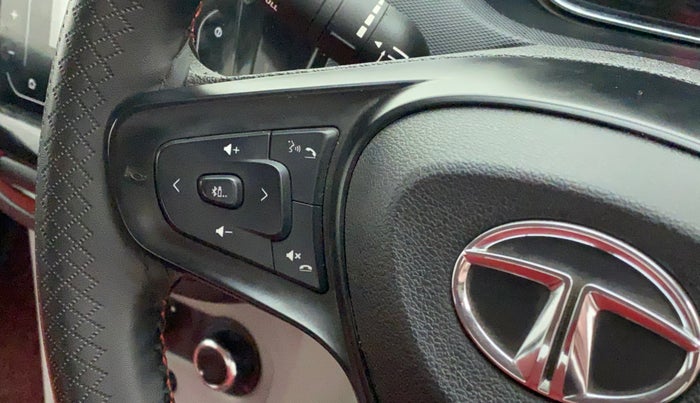 2021 Tata Tiago XT PETROL, Petrol, Manual, 13,367 km, Steering wheel - Phone control not functional