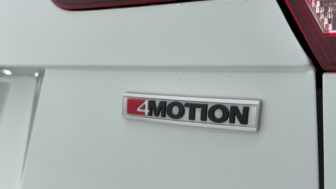 Badge (Boot Right Side)