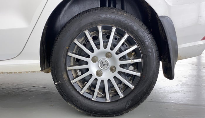 2019 Volkswagen Ameo COMFORTLINE 1.0, CNG, Manual, 43,806 km, Left Rear Wheel