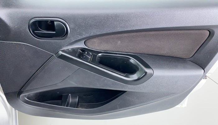 2012 Ford Figo 1.2 EXI DURATEC, Petrol, Manual, 10,737 km, Driver Side Door Panels Control