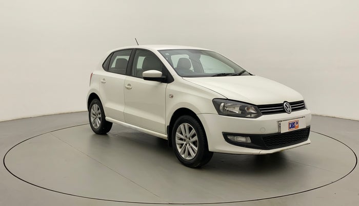 2014 Volkswagen Polo HIGHLINE1.2L, Petrol, Manual, 1,02,172 km, Right Front Diagonal