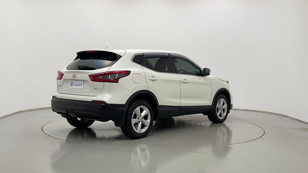 Right Back Diagonal (45- Degree) View