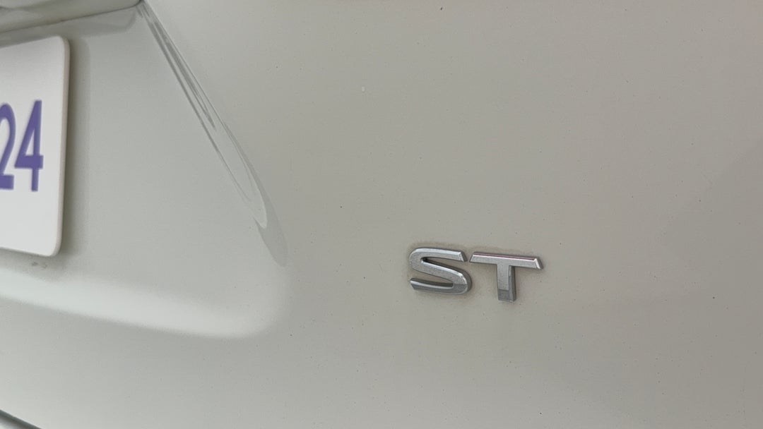 Badge (Boot Right Side)