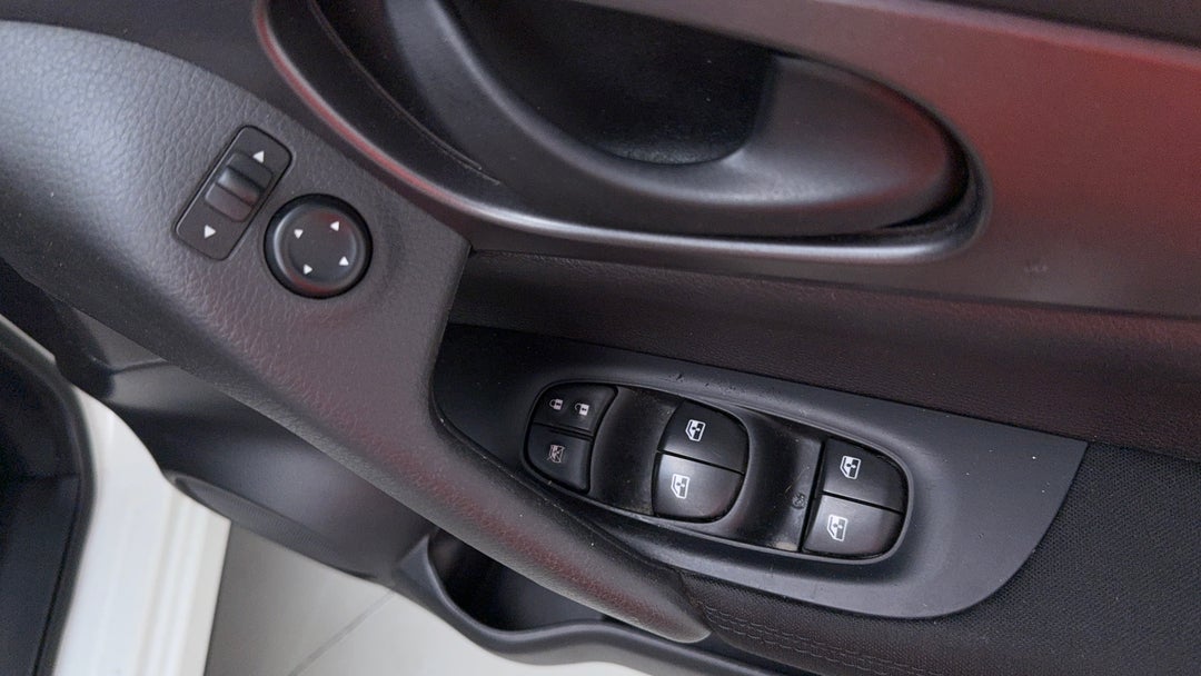 Drivers Side Door Panel Controls