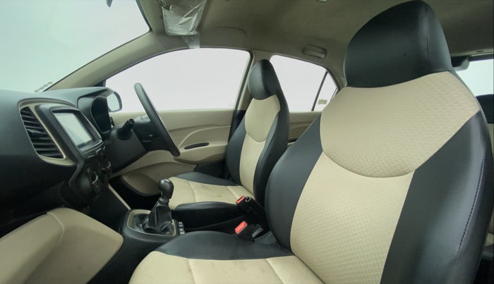 2020 Hyundai NEW SANTRO MAGNA 1.1 CORPORATE EDITION, Petrol, Manual, 15,448 km, Right Side Front Door Cabin
