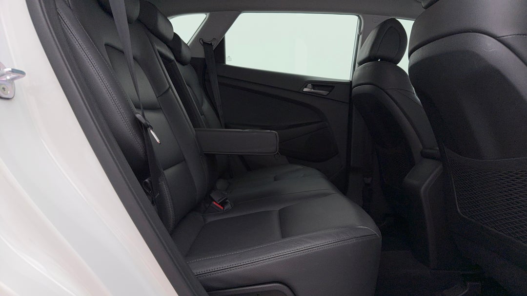 2018 Hyundai Tucson Active X (fwd), Automatic, 138926 km, Right Side Rear Door Cabin View