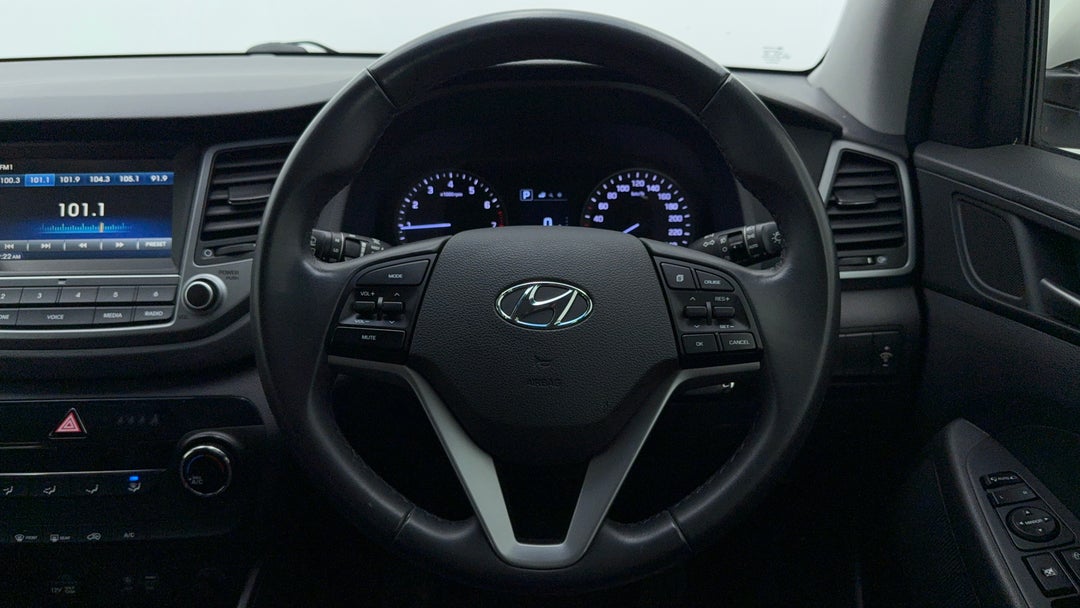 2018 Hyundai Tucson Active X (fwd), Automatic, 138926 km, Steering Wheel Close-up