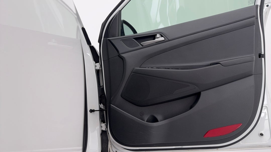 2018 Hyundai Tucson Active X (fwd), Automatic, 138926 km, Speaker View