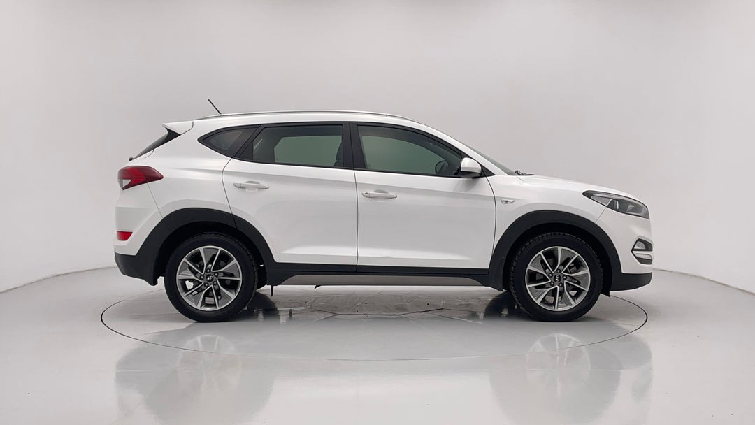 2018 Hyundai Tucson Active X (fwd), Automatic, 138926 km, Right Side View