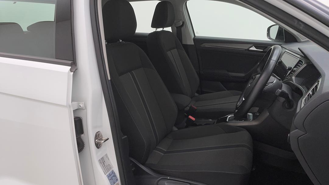 2020 Volkswagen T-roc 110tsi Style, Automatic, 43362 km, Right Side Front Door Cabin View