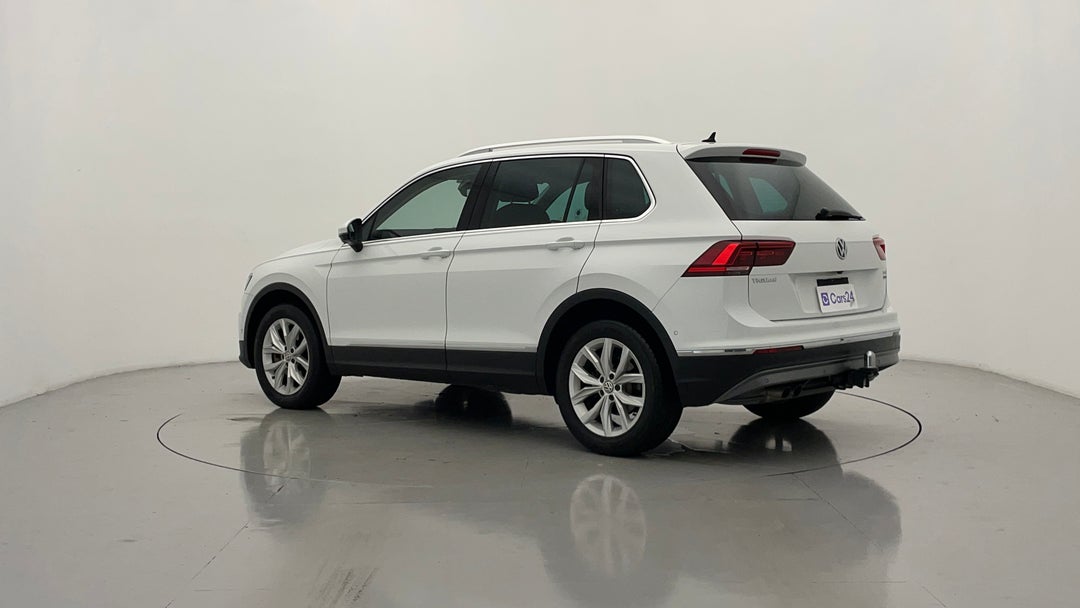 Left Back Diagonal (45- Degree) View