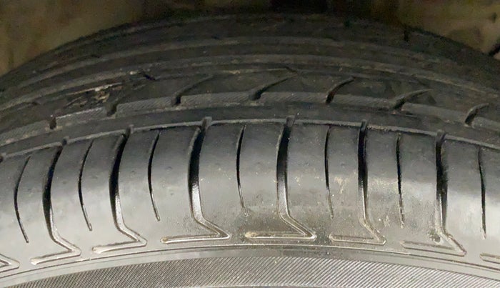 2019 Hyundai Creta SX 1.6 PETROL, Petrol, Manual, 48,657 km, Right Front Tyre Tread