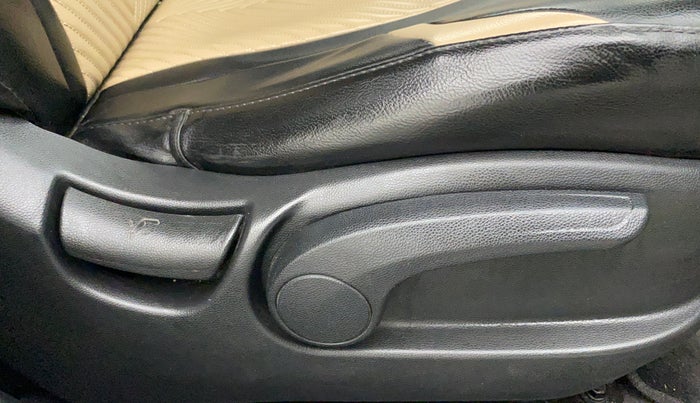 2019 Hyundai Creta SX 1.6 PETROL, Petrol, Manual, 48,657 km, Driver Side Adjustment Panel
