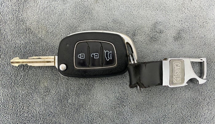2016 Hyundai Elite i20 SPORTZ 1.2, Petrol, Manual, 80,267 km, Key Close Up