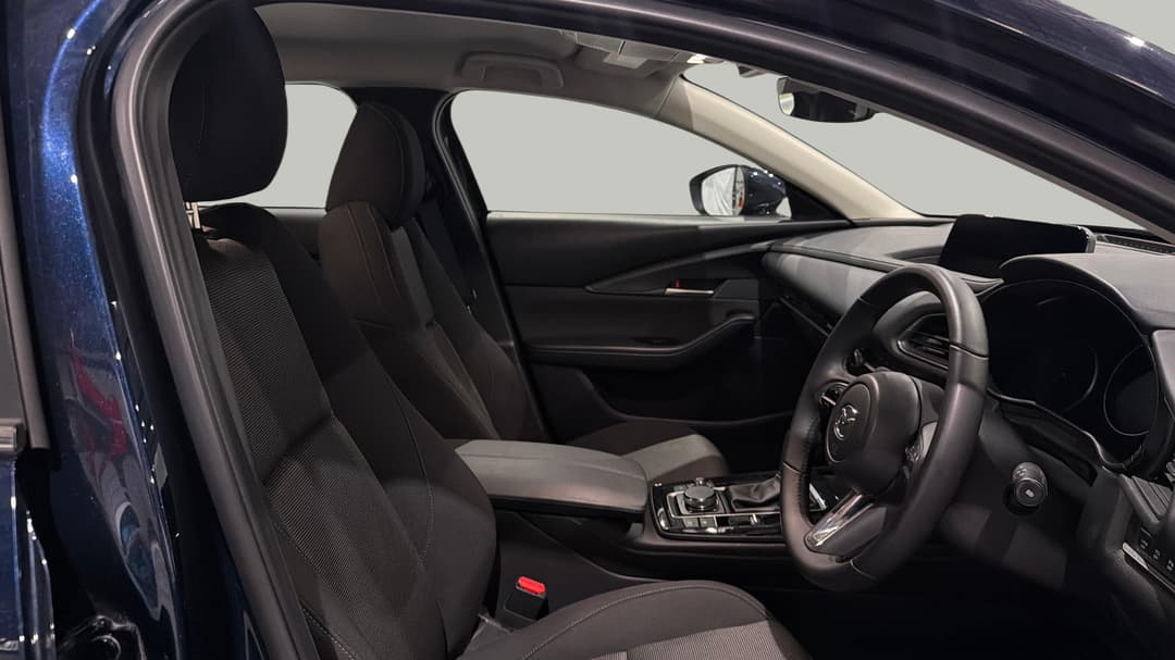 2026 Mazda CX-30 G20 Pure (FWD), Automatic, 13947 km, Right Side Front Door Cabin View