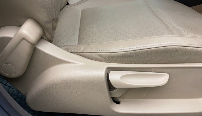 2020 Volkswagen Vento HIGHLINE 1.0L TSI AT, Petrol, Automatic, 36,633 km, Driver Side Adjustment Panel