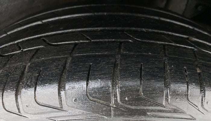 2018 Tata NEXON XZA+ 1.5, Diesel, Automatic, 40,301 km, Left Rear Tyre Tread