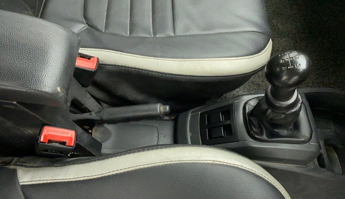 2016 Maruti Alto 800 LXI, Petrol, Manual, 67,999 km, Gear Lever