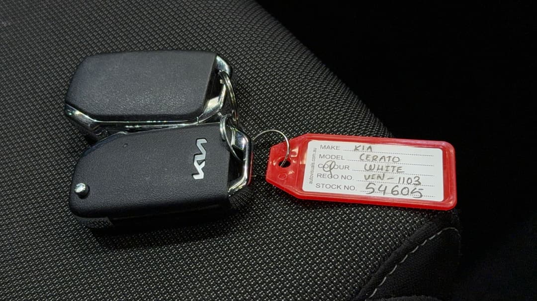 2024 Kia Cerato S, Automatic, 33235 km, Key Close-up