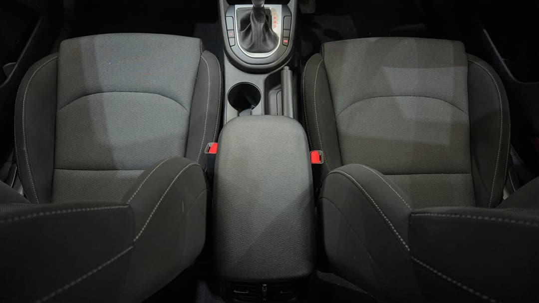 2024 Kia Cerato S, Automatic, 33235 km, Center Console