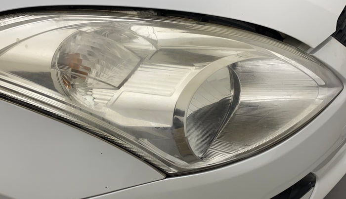 2015 Maruti Swift ZXI, Petrol, Manual, 49,192 km, Right headlight - Faded