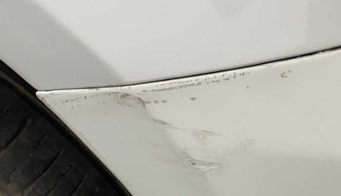 2015 Maruti Swift ZXI, Petrol, Manual, 49,192 km, Rear bumper - Paint is slightly damaged