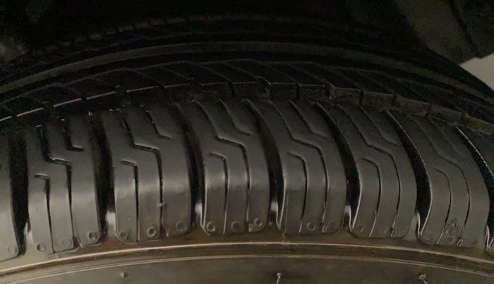 2017 Maruti Celerio VXI, Petrol, Manual, 34,454 km, Left Rear Tyre Tread