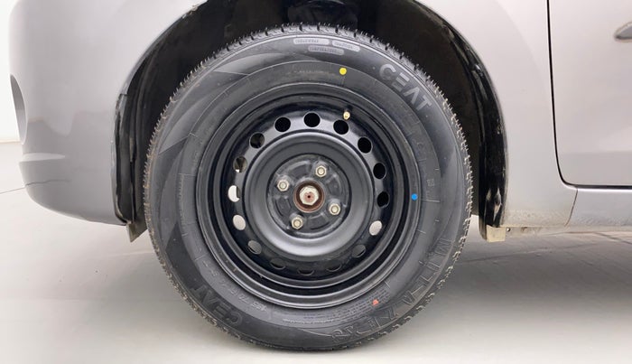 2016 Maruti Celerio ZXI AMT, Petrol, Automatic, 60,789 km, Left Front Wheel