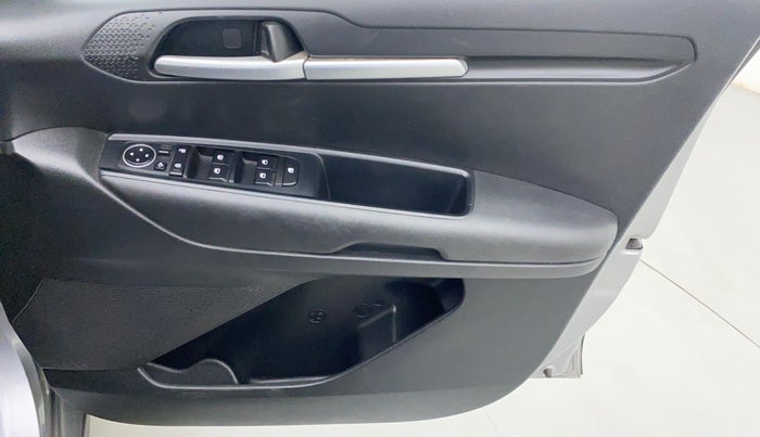 2021 KIA SONET HTK+ 1.5 D AT, Diesel, Automatic, 32,686 km, Driver Side Door Panels Control