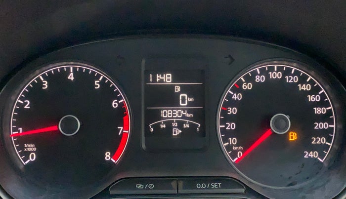 2014 Volkswagen Polo HIGHLINE1.2L, Petrol, Manual, 1,08,304 km, Odometer Image