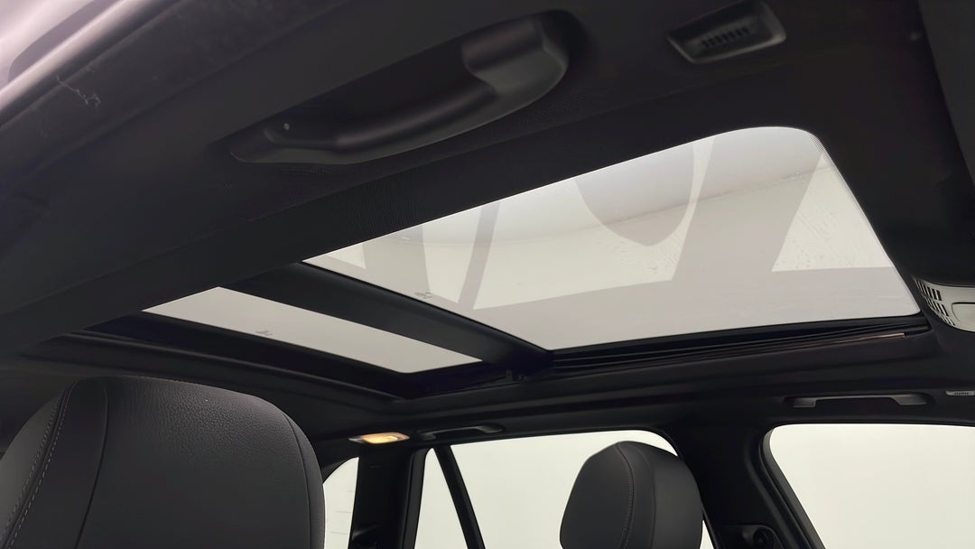 Interior Sunroof/Moonroof