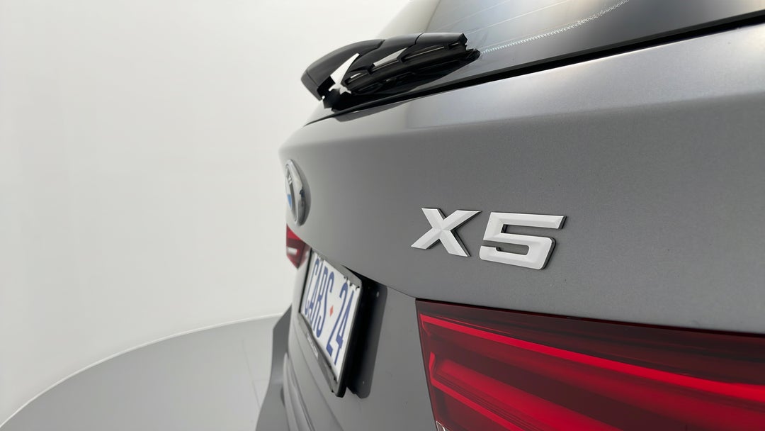 Badge (Boot Right Side)