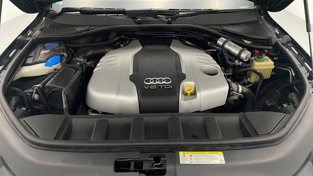 2014 Audi Q7 3.0 Tdi Quattro, Automatic, 114311 km, Open Bonnet (Engine)